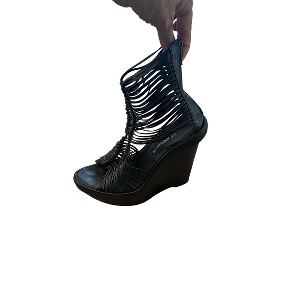 Ann Demeulemeester Shoes - Ann Demeulemeester Black Leather Gladiator Wedge Sandals Size 37